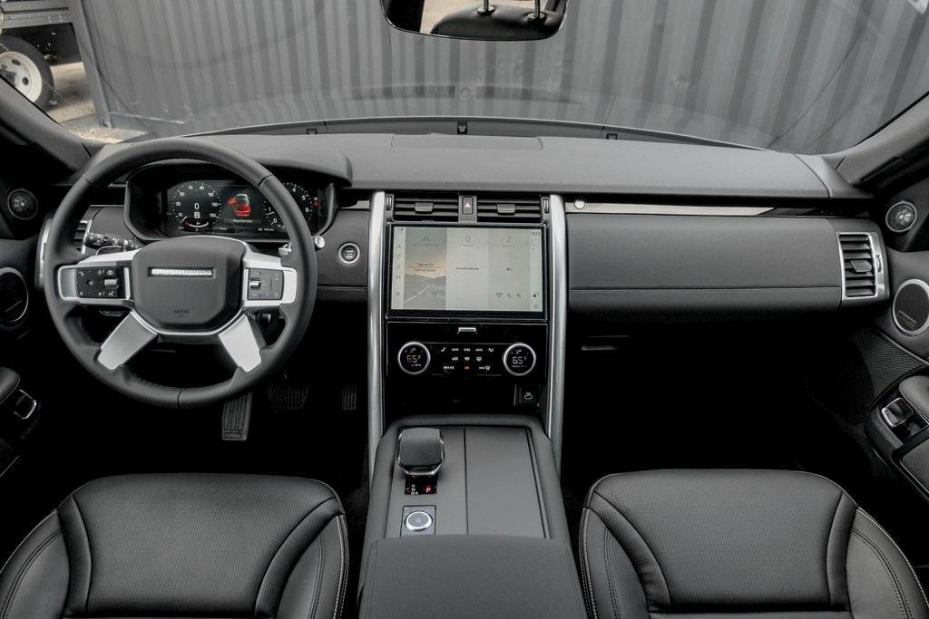 new 2025 Land Rover Discovery car, priced at $68,953