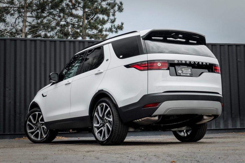 new 2025 Land Rover Discovery car, priced at $67,568