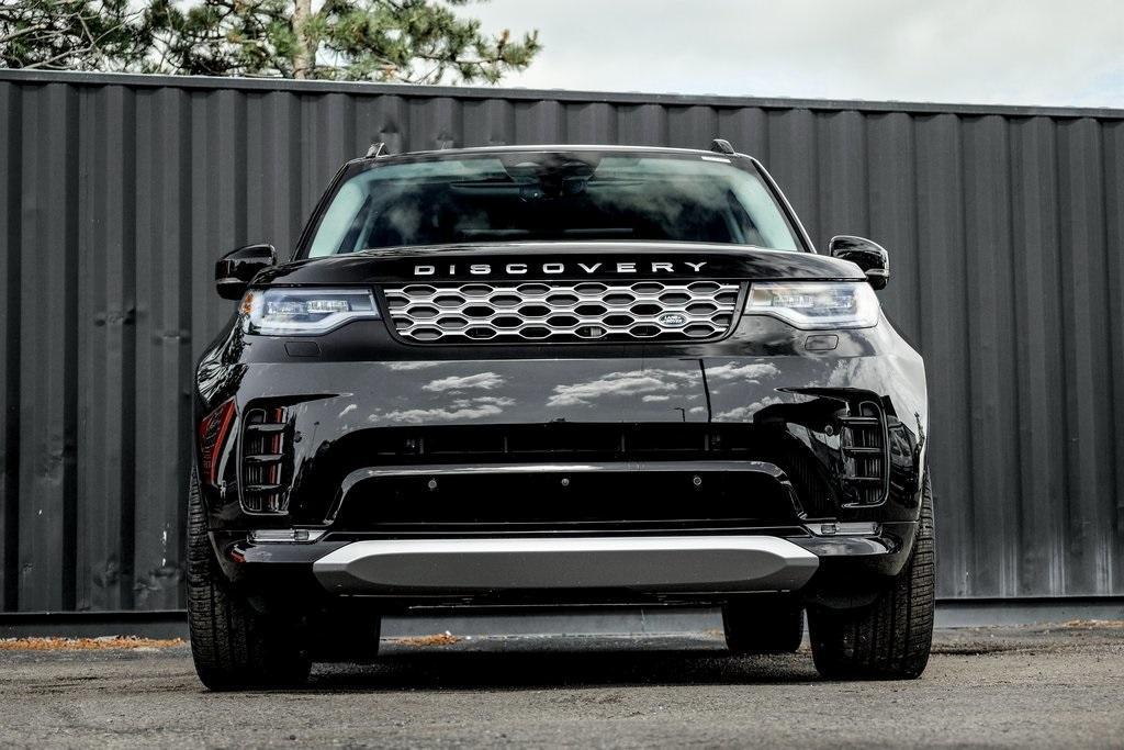new 2025 Land Rover Discovery car, priced at $85,468