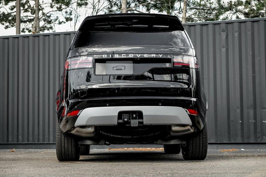 new 2025 Land Rover Discovery car, priced at $81,968