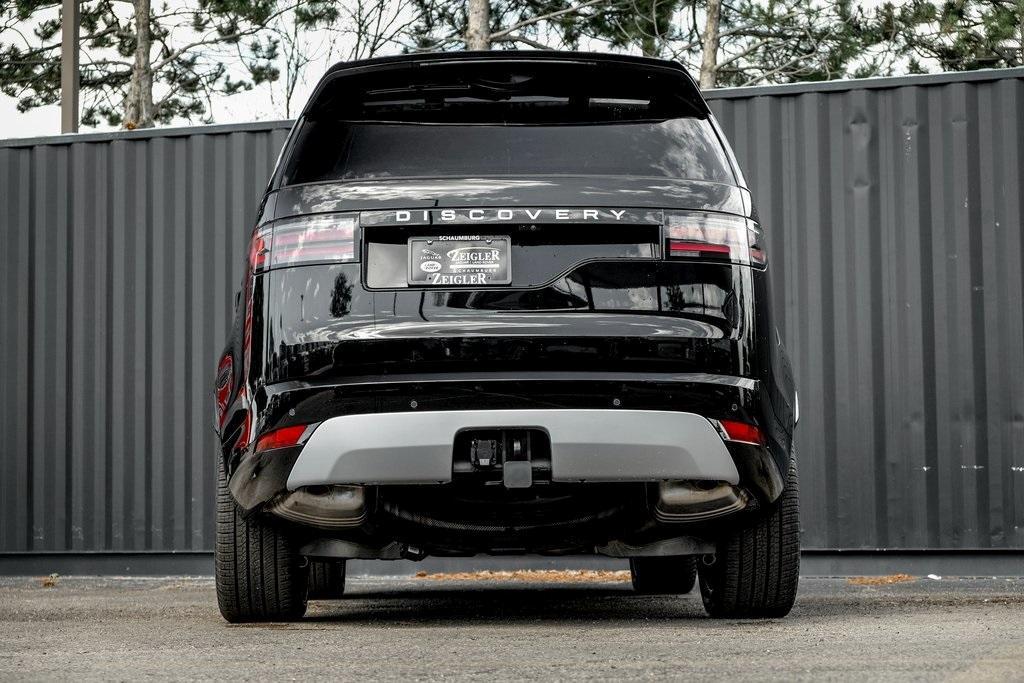 new 2025 Land Rover Discovery car, priced at $85,468