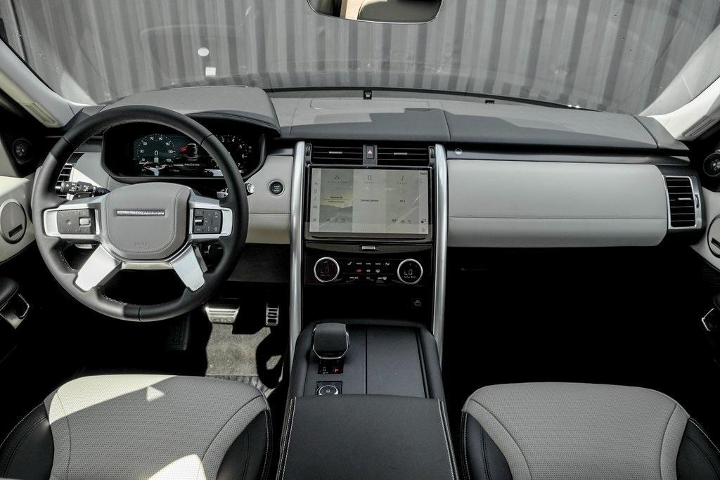 new 2025 Land Rover Discovery car, priced at $85,468