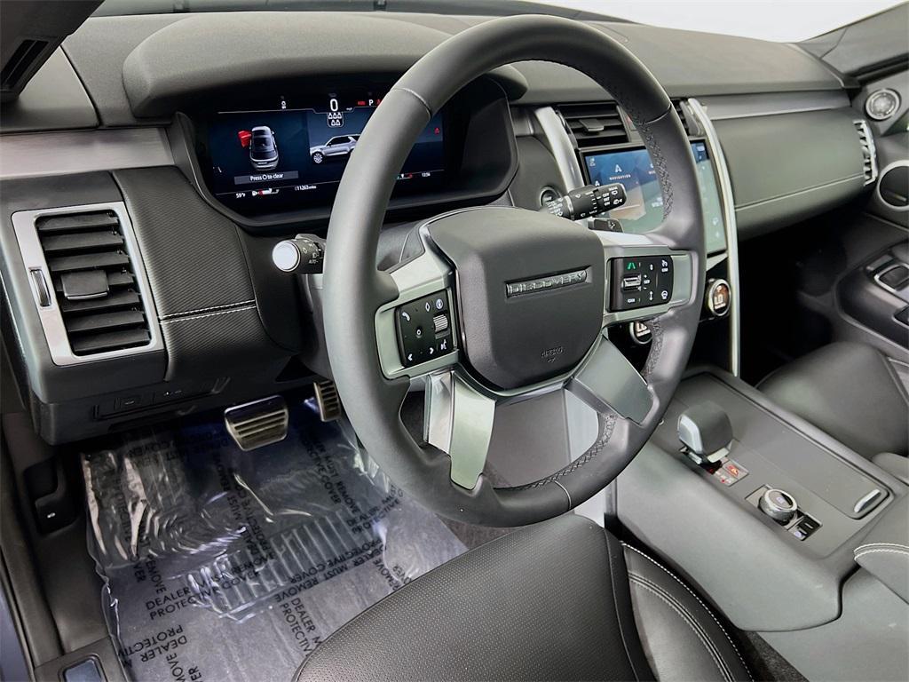 used 2025 Land Rover Discovery car, priced at $61,451