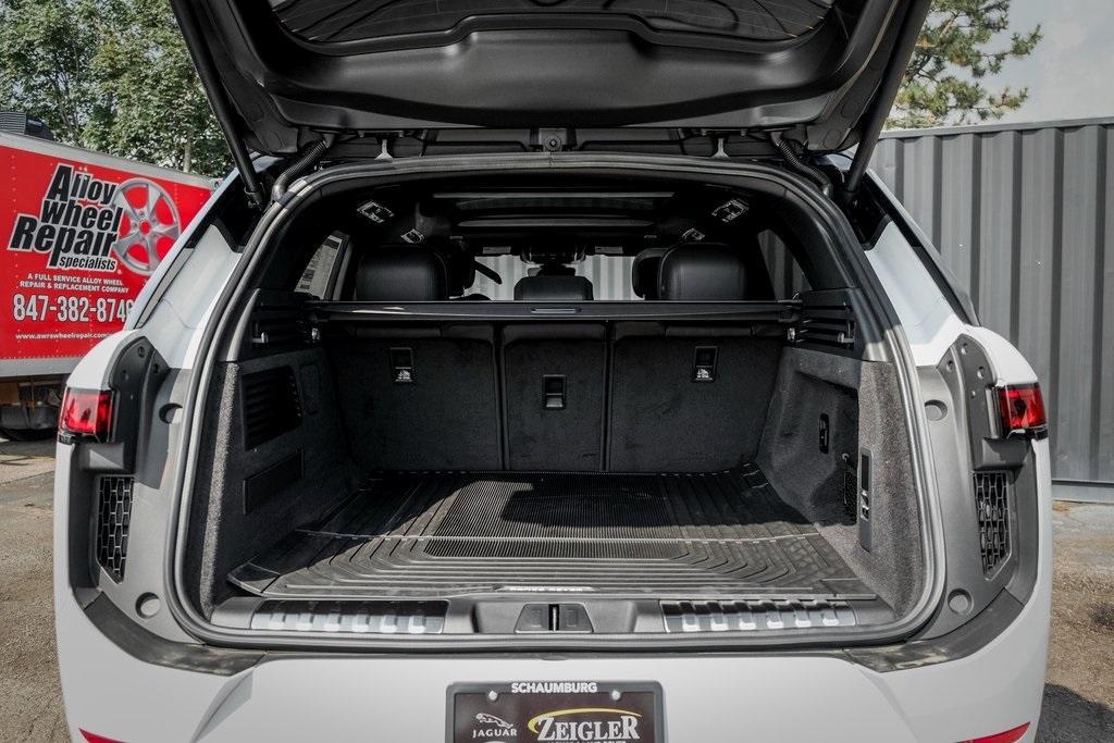 new 2025 Land Rover Range Rover Sport car, priced at $111,380