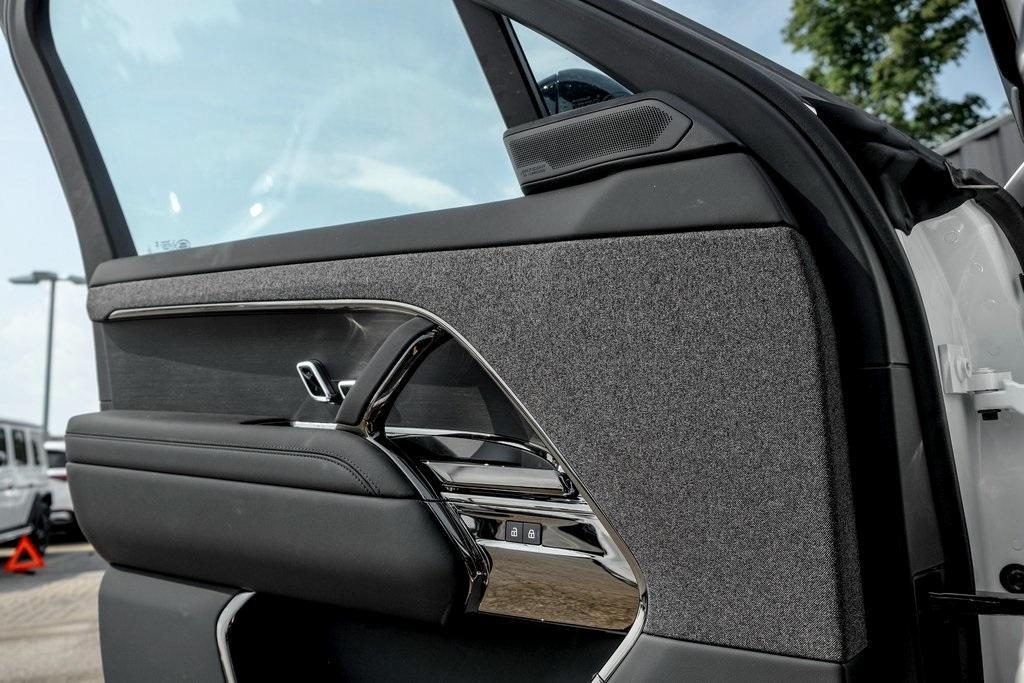 new 2025 Land Rover Range Rover Sport car, priced at $111,380