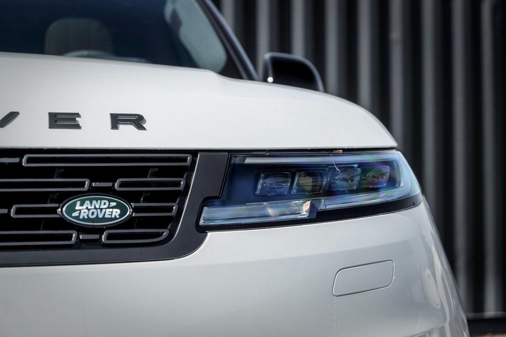 new 2025 Land Rover Range Rover Sport car, priced at $111,195