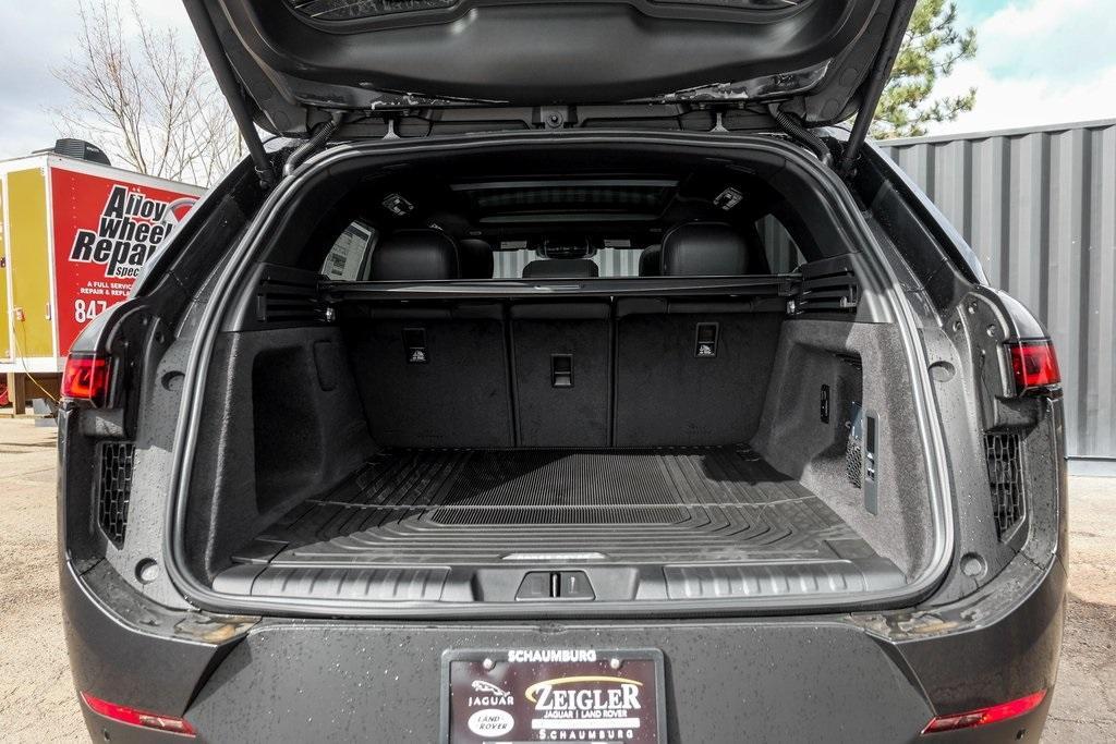 new 2025 Land Rover Range Rover Sport car, priced at $95,905