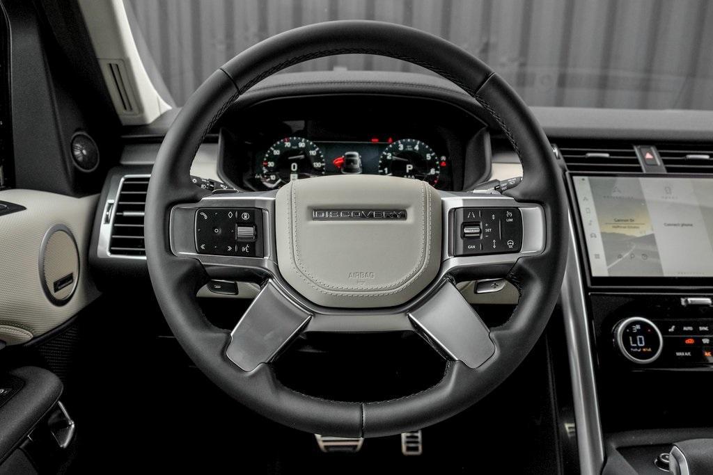 new 2025 Land Rover Discovery car, priced at $73,043