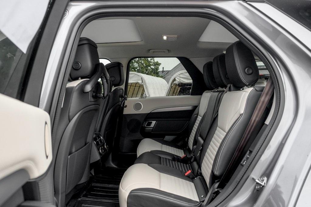 new 2025 Land Rover Discovery car, priced at $73,043
