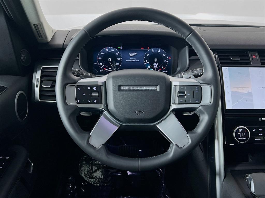 used 2024 Land Rover Discovery car, priced at $48,959