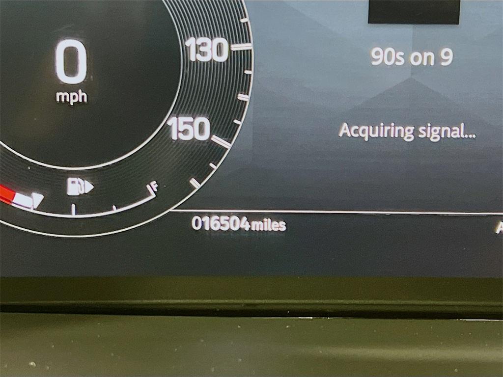 used 2024 Land Rover Discovery car, priced at $48,959