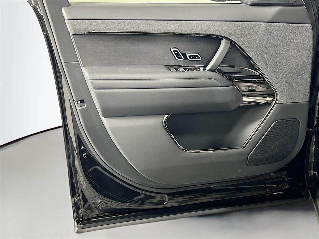 used 2024 Land Rover Range Rover Sport car, priced at $106,869