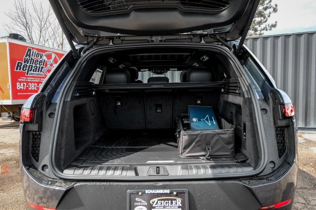 new 2025 Land Rover Range Rover Sport car, priced at $94,655