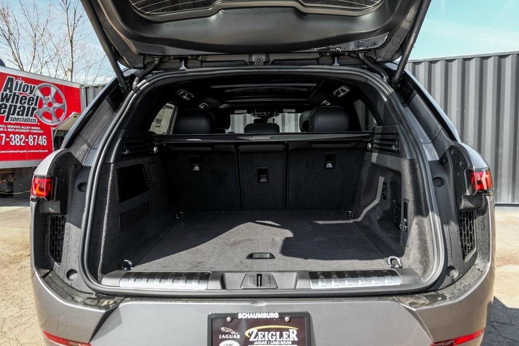 new 2025 Land Rover Range Rover Sport car, priced at $107,830
