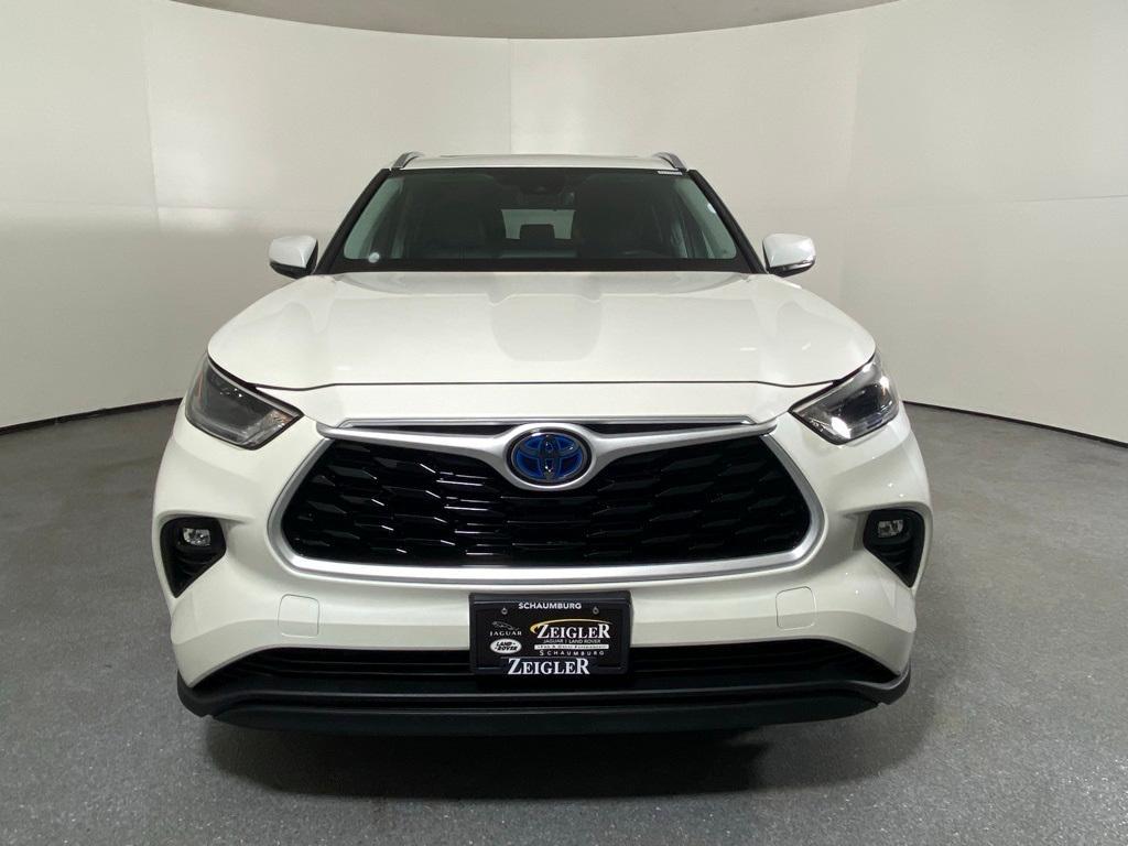 used 2021 Toyota Highlander Hybrid car, priced at $36,297