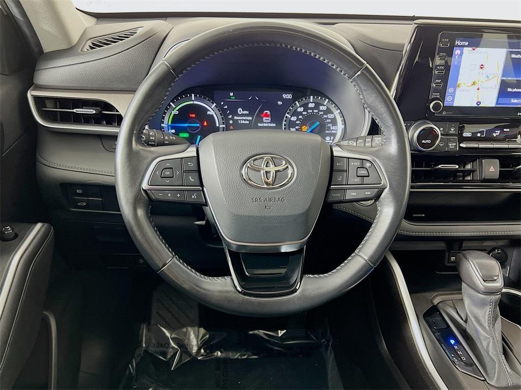 used 2021 Toyota Highlander Hybrid car, priced at $36,297