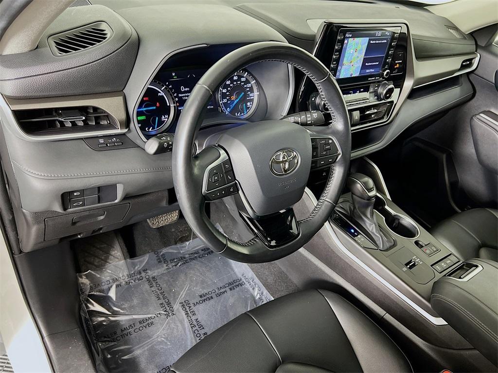 used 2021 Toyota Highlander Hybrid car, priced at $36,297