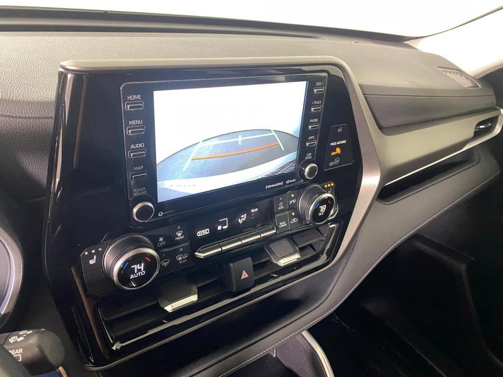 used 2021 Toyota Highlander Hybrid car, priced at $36,297