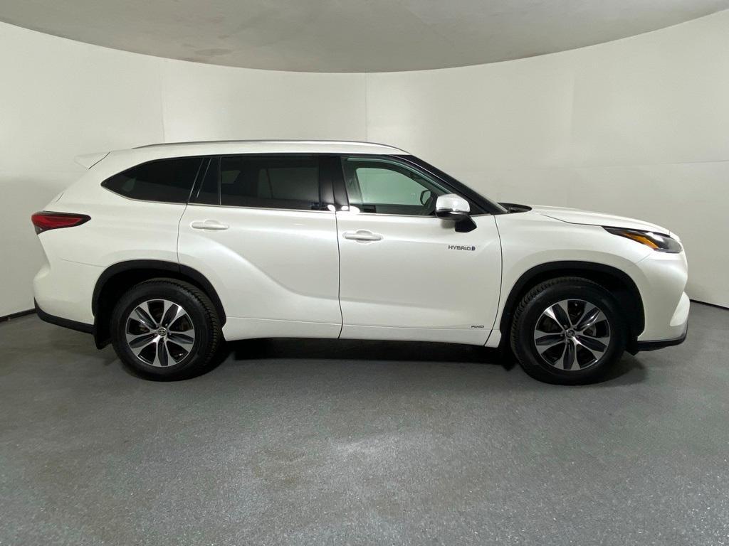 used 2021 Toyota Highlander Hybrid car, priced at $36,297