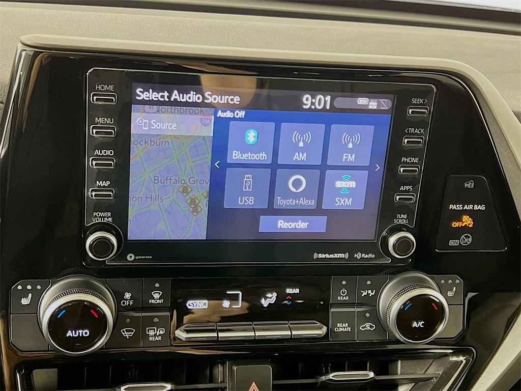 used 2021 Toyota Highlander Hybrid car, priced at $36,297