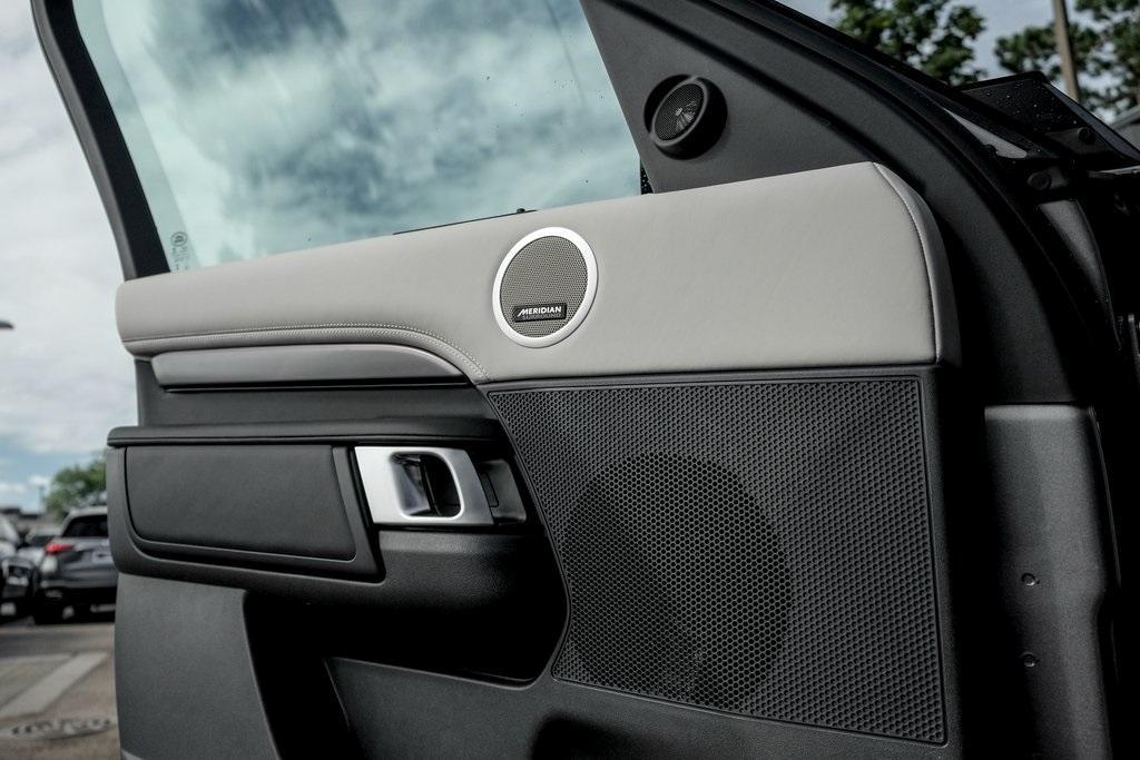 new 2025 Land Rover Discovery car, priced at $85,468