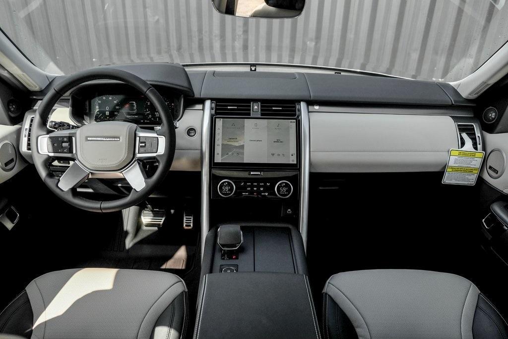 new 2025 Land Rover Discovery car, priced at $85,468