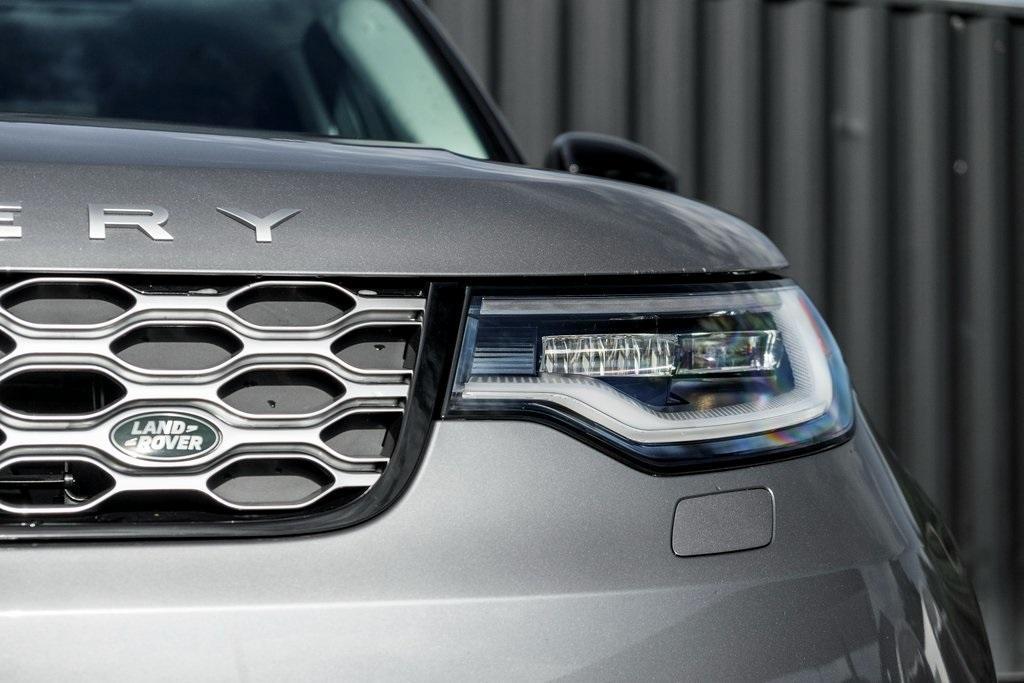 new 2025 Land Rover Discovery car, priced at $85,468