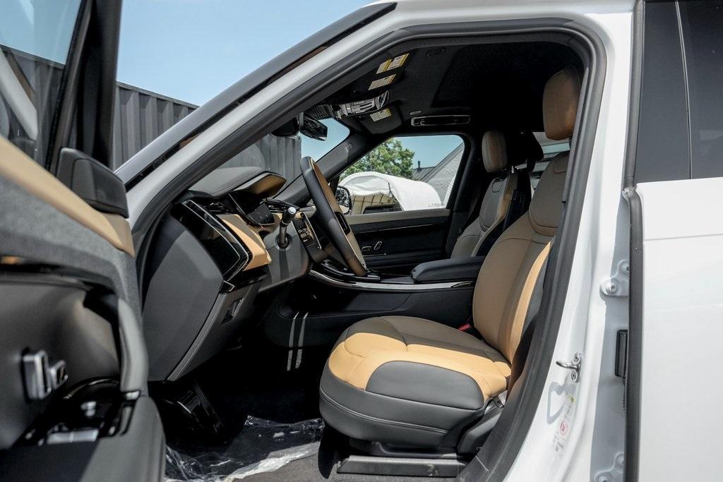 new 2025 Land Rover Range Rover Sport car, priced at $106,530
