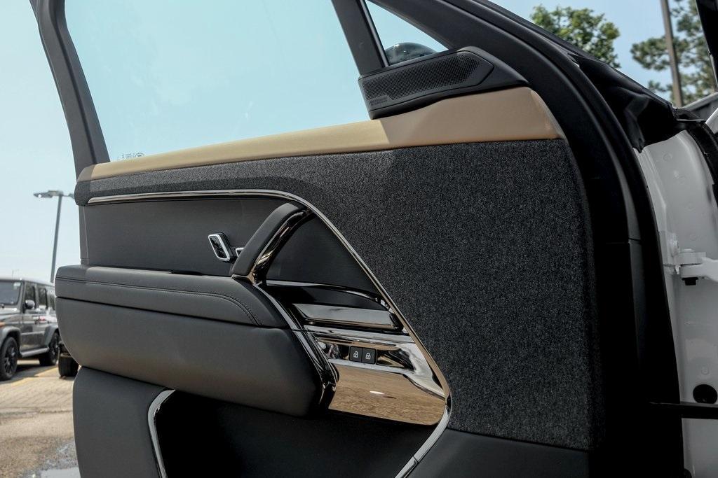 new 2025 Land Rover Range Rover Sport car, priced at $106,530