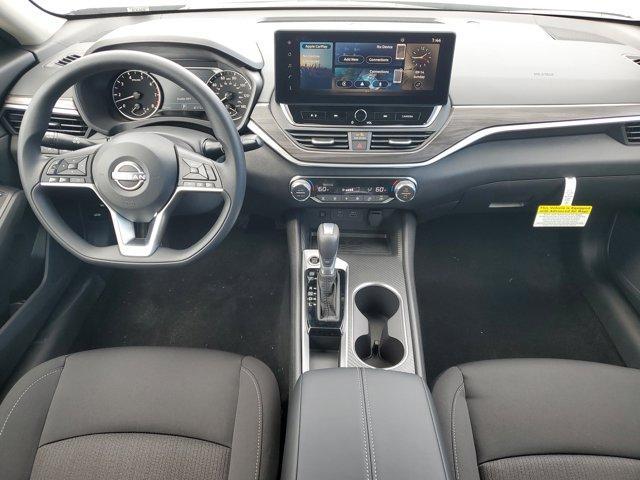 new 2025 Nissan Altima car, priced at $28,990