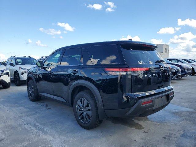 new 2025 Nissan Pathfinder car, priced at $35,335