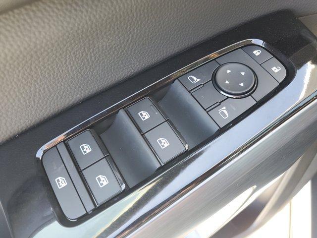 new 2025 Nissan Pathfinder car, priced at $46,647