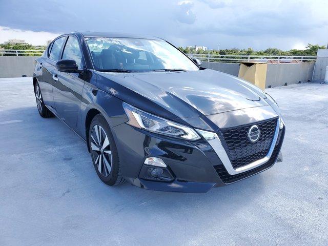 used 2022 Nissan Altima car