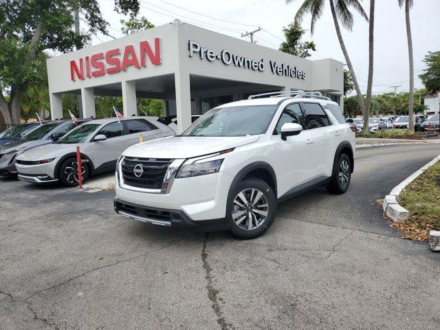 new 2025 Nissan Pathfinder car, priced at $41,826
