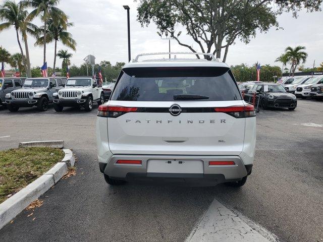 new 2025 Nissan Pathfinder car, priced at $41,826