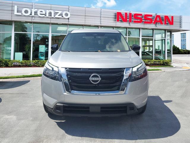 new 2025 Nissan Pathfinder car, priced at $36,590