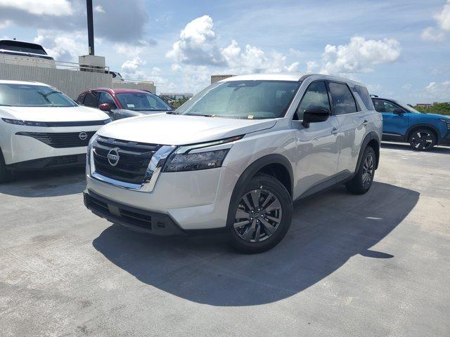 new 2025 Nissan Pathfinder car, priced at $36,590