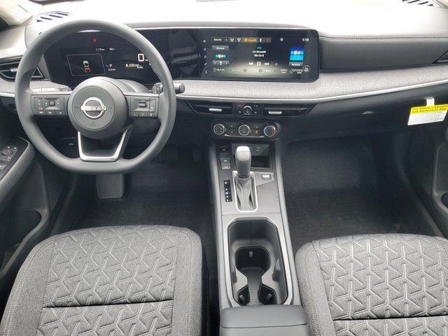 new 2025 Nissan Kicks car, priced at $26,085