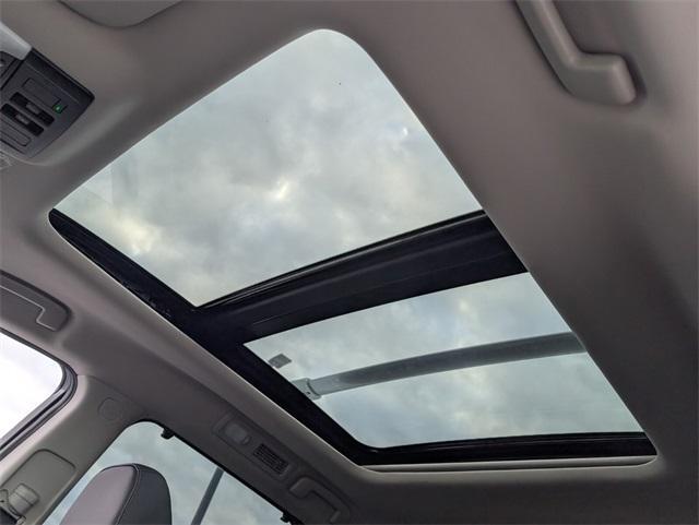 new 2025 Nissan Pathfinder car, priced at $33,990