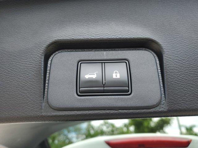 used 2022 Nissan Rogue car, priced at $22,990