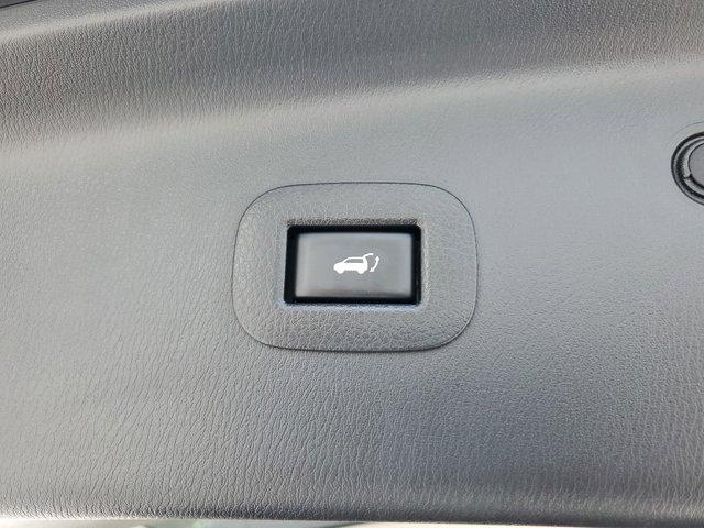 used 2017 Nissan Armada car