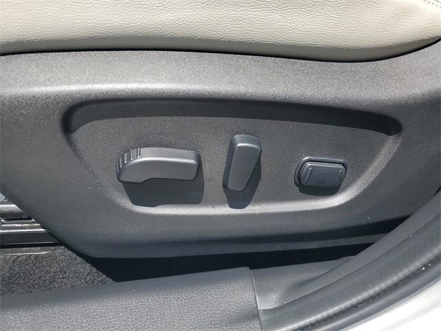 used 2022 Nissan Rogue Sport car, priced at $18,990