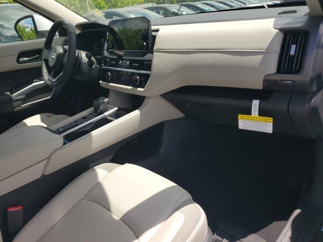 new 2025 Nissan Pathfinder car, priced at $35,385