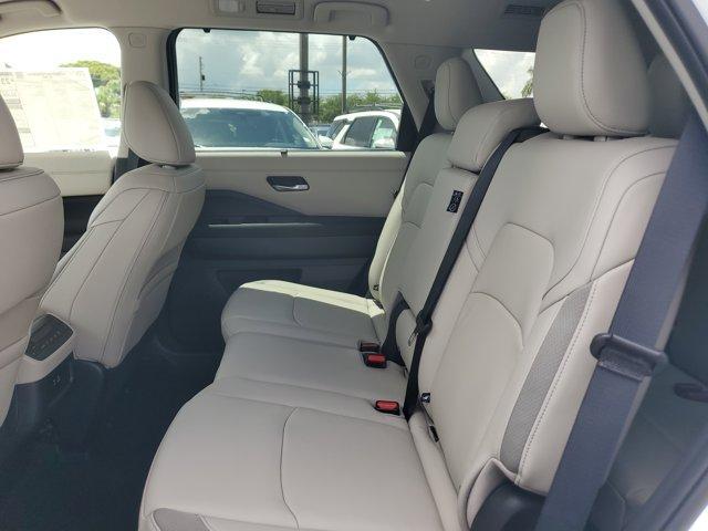 new 2025 Nissan Pathfinder car, priced at $35,385