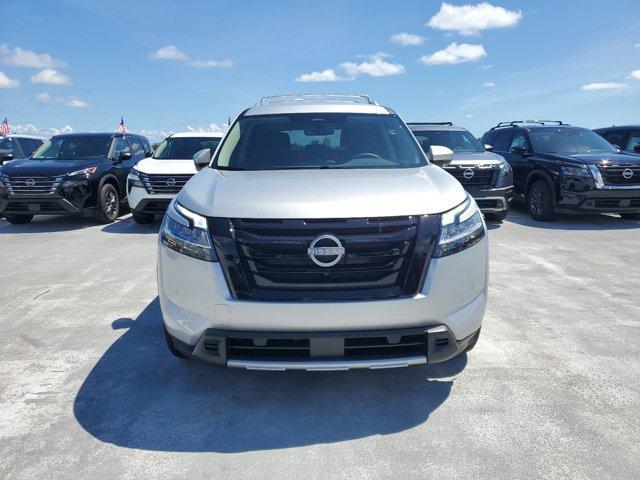 new 2024 Nissan Pathfinder car, priced at $34,550