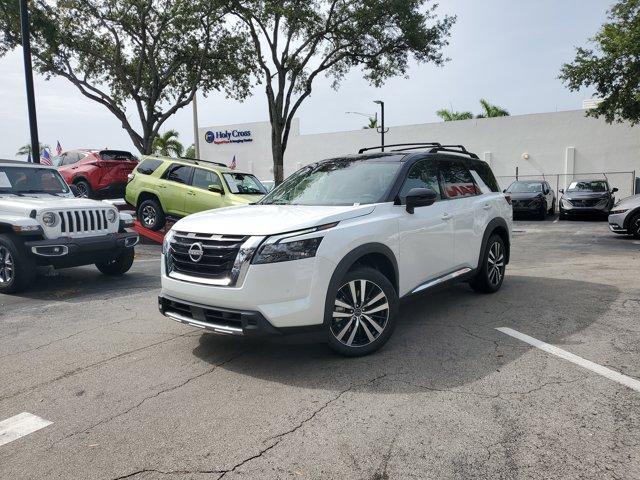 new 2025 Nissan Pathfinder car, priced at $49,196