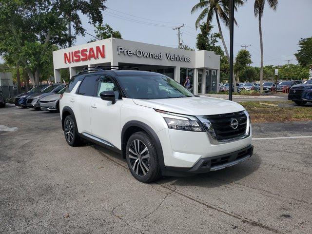 new 2025 Nissan Pathfinder car, priced at $49,196