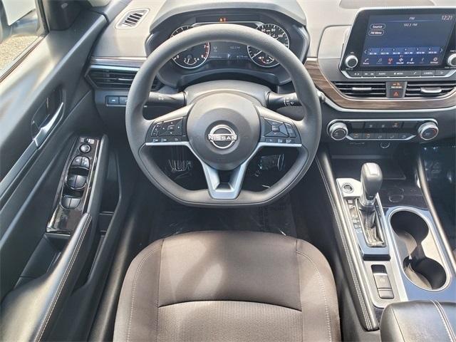 used 2023 Nissan Altima car, priced at $19,390