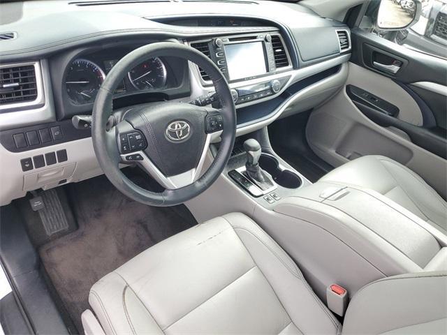 used 2016 Toyota Highlander car, priced at $15,990