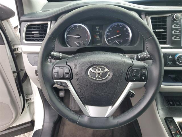 used 2016 Toyota Highlander car, priced at $15,990